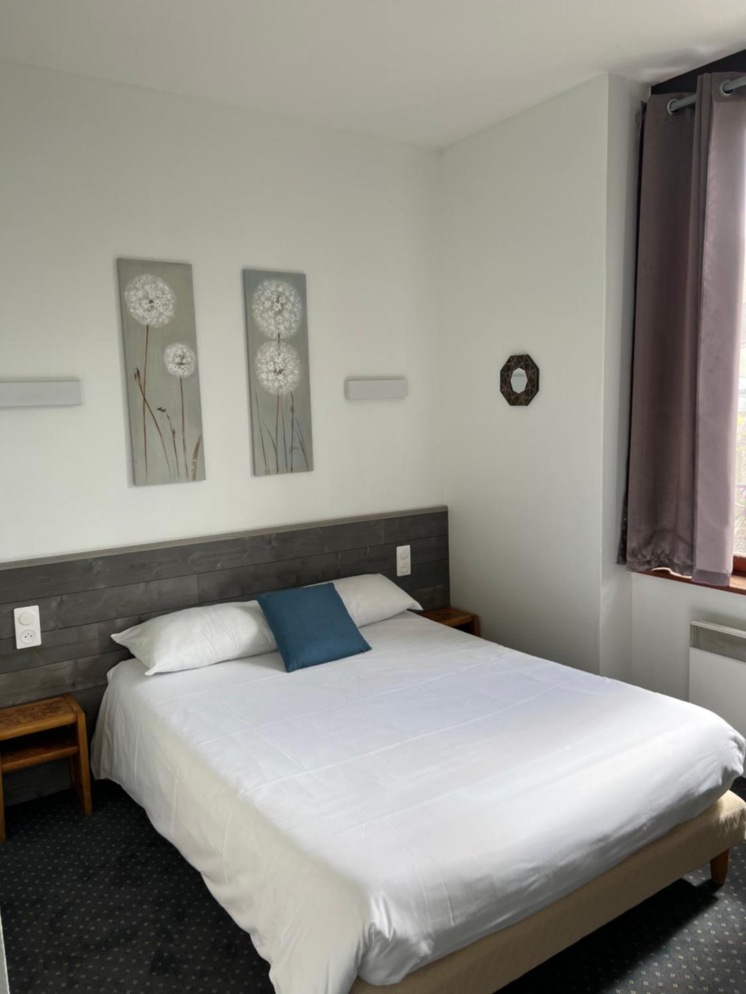 Hotel Tgv Quimper Exteriör bild