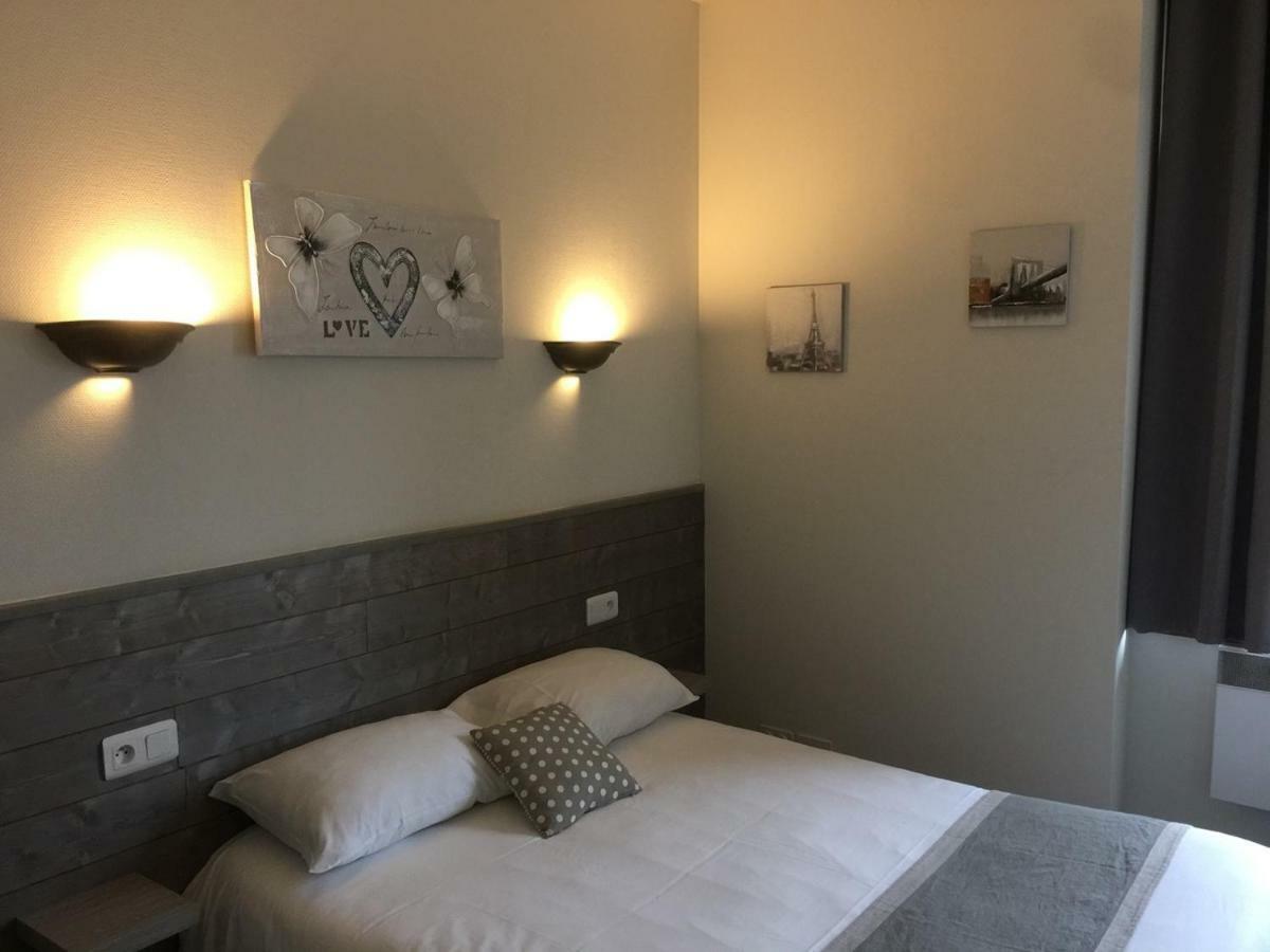 Hotel Tgv Quimper Exteriör bild
